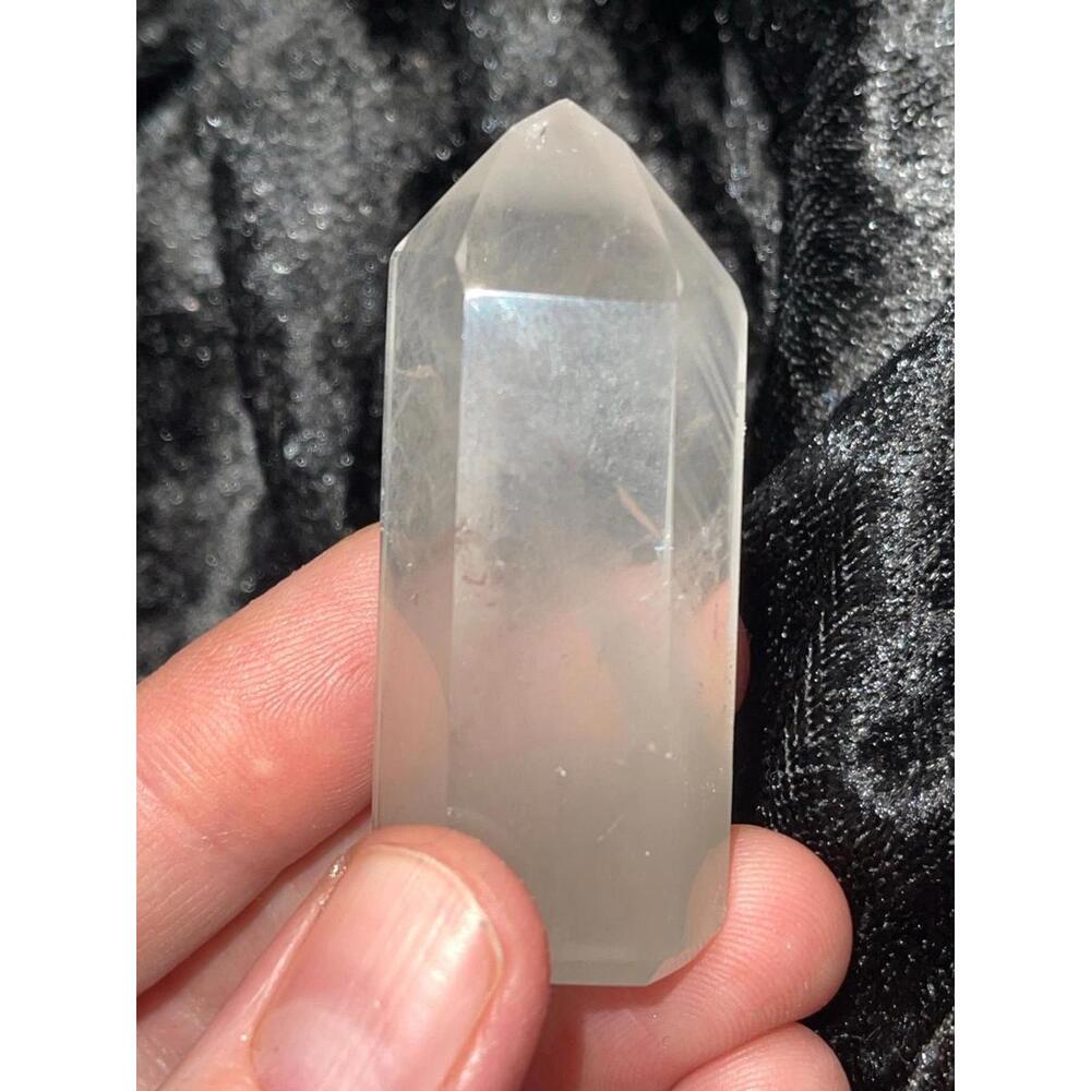 2.  Inclusion Quartz - Picture 3 of 7